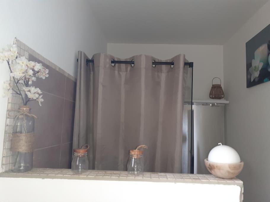 Agreable Petite Maison Vagnas Extérieur photo